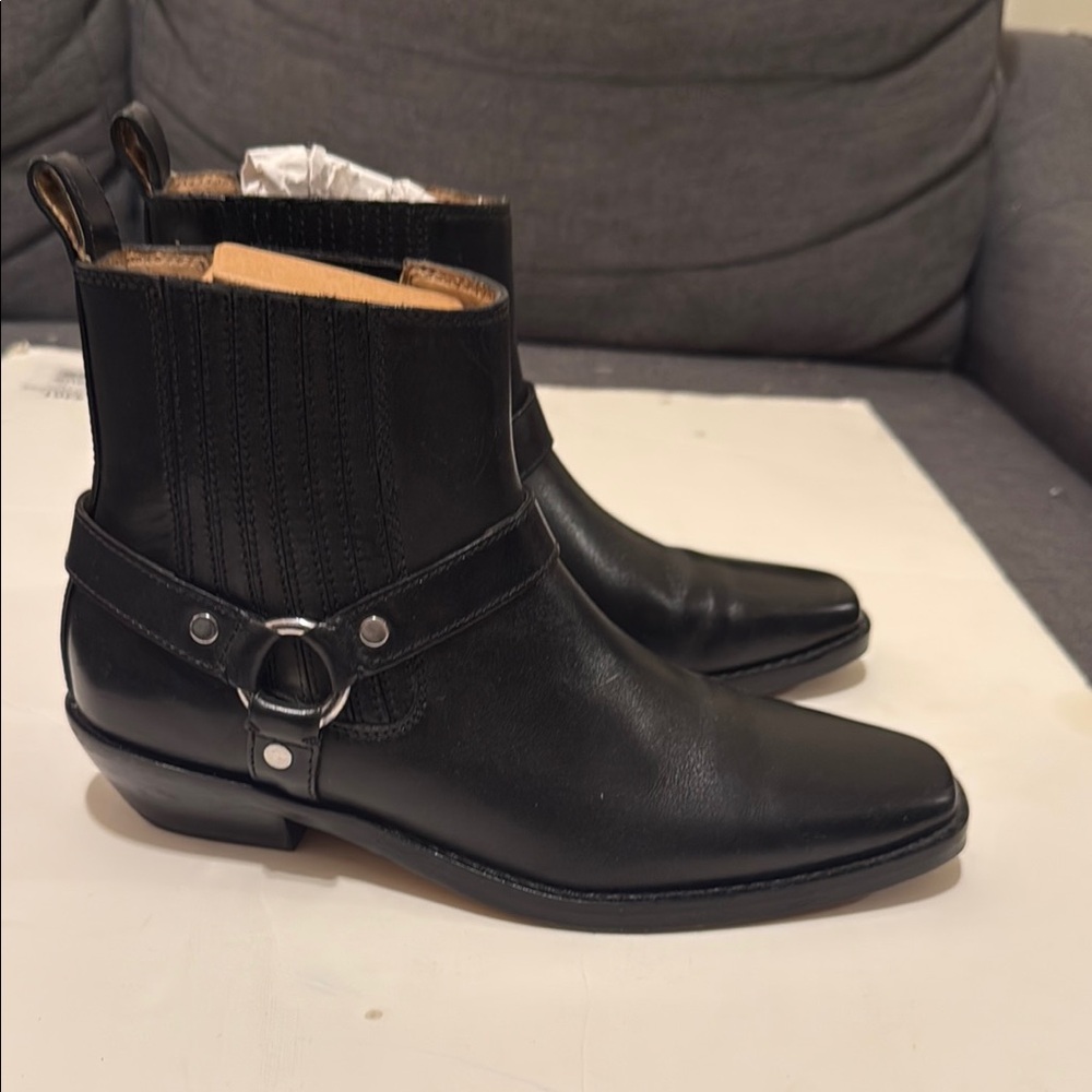 Madewell Black Leather Ankle Boots